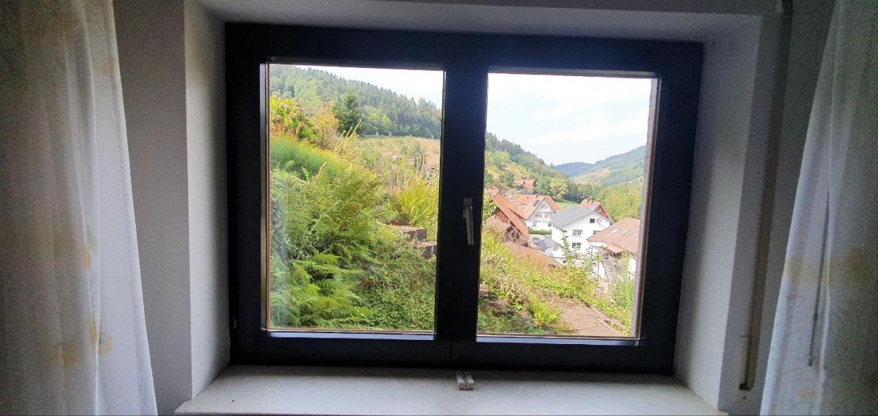 Einzigartiges Apartment, Mitten In Der Natur Ottenhofen im Schwarzwald Exterior photo